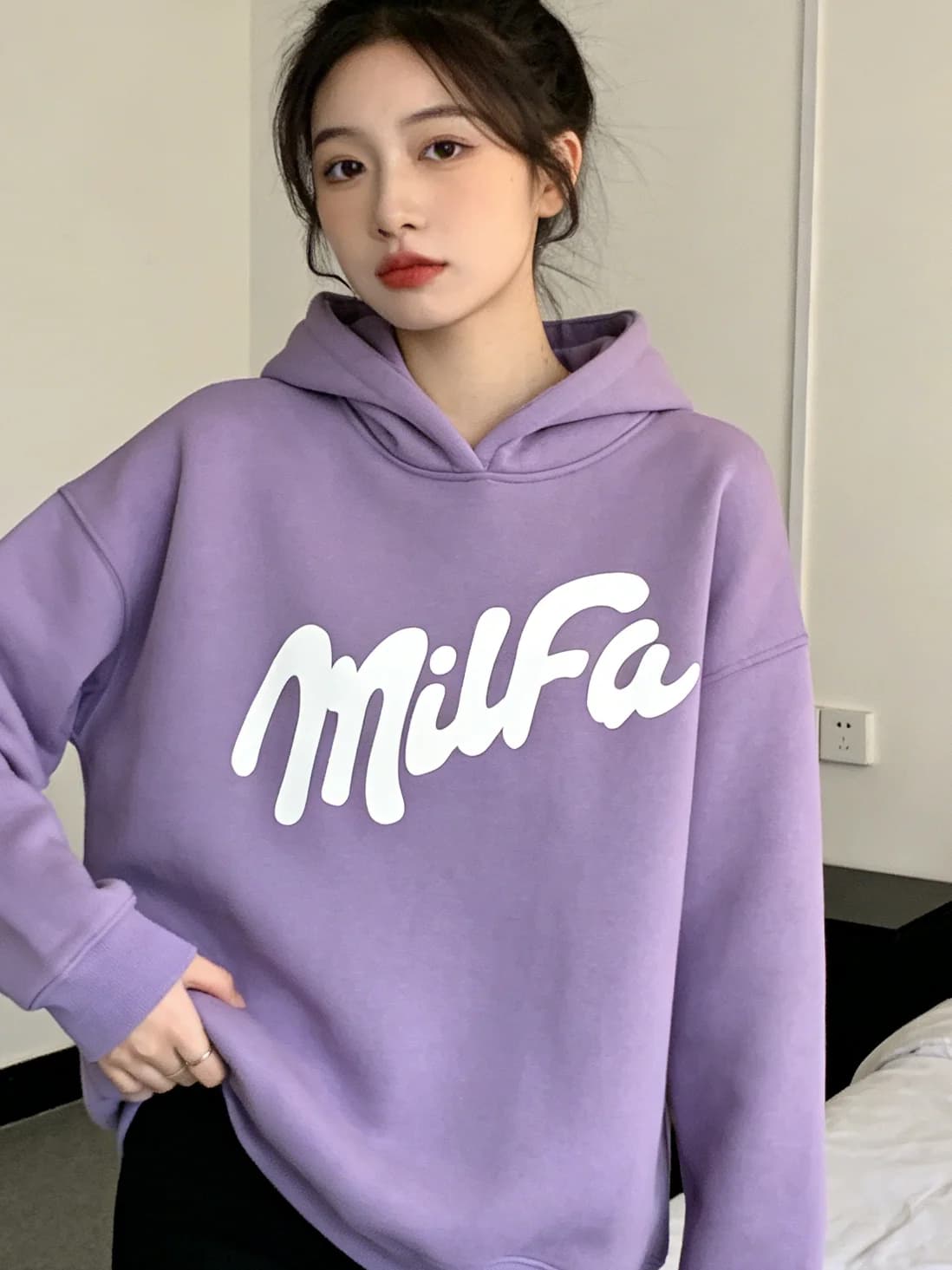 Top casual con cappuccio e stampa di lettere, felpa calda invernale