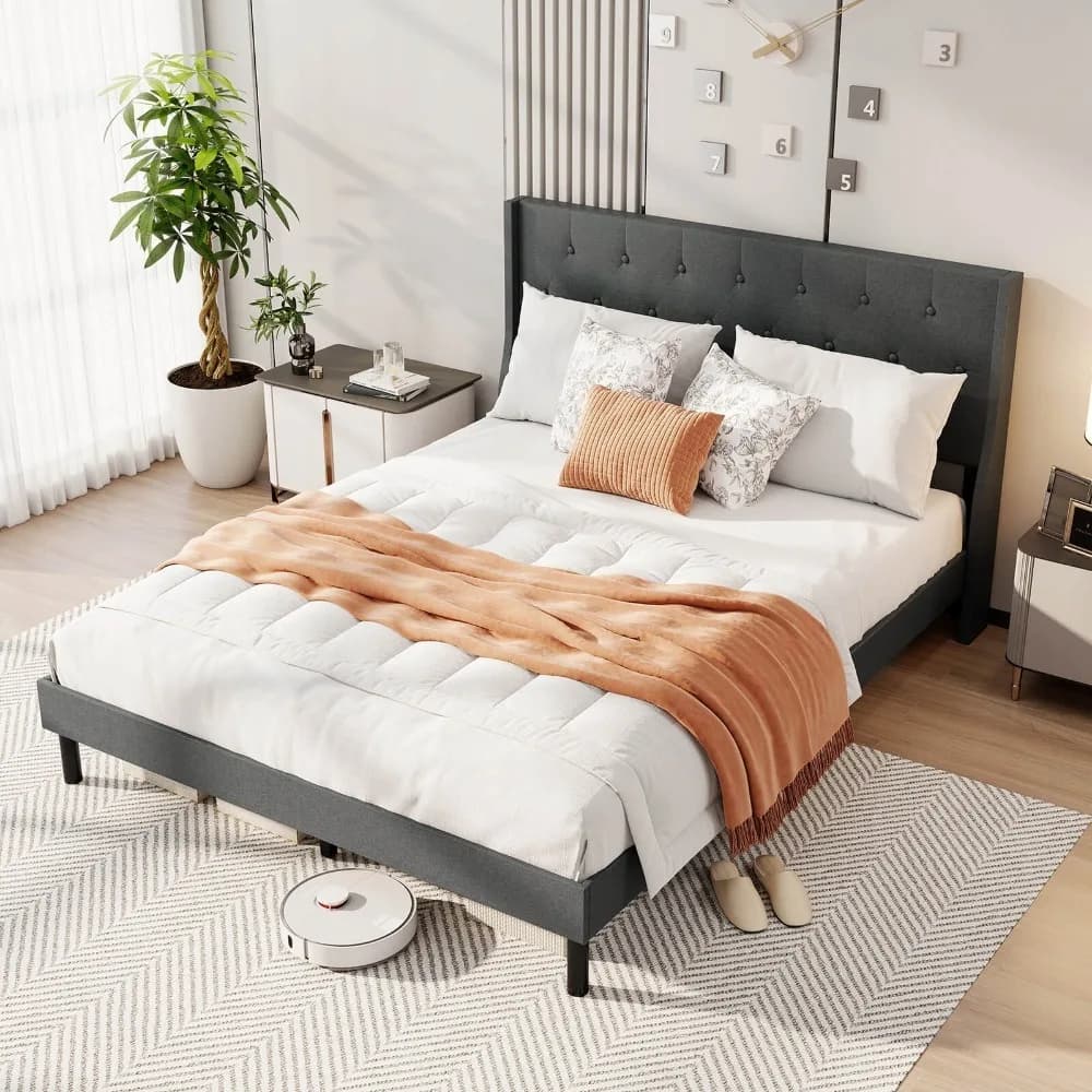 Base double bed padded in linen with wooden slats