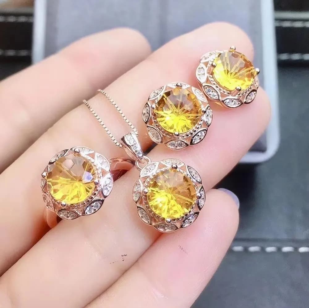 Gioielli per ragazze Collana con pietre preziose di cristallo giallo naturale Anello con pendente Set di orecchini in argento puro 925 placcato oro rosa 10x10 mm rotondo