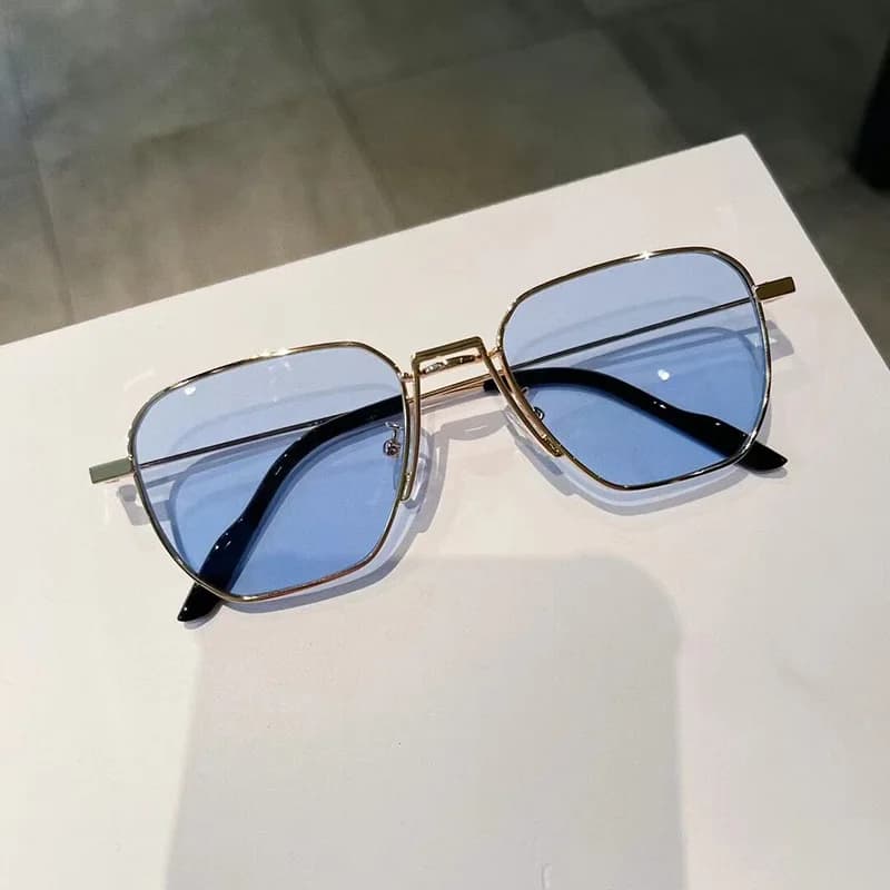 Fashion Vintage Sunglasses Women Men Brand Designer Square Sun Glasses Texture Driving Shades Metal Trendy Eyewear UV400