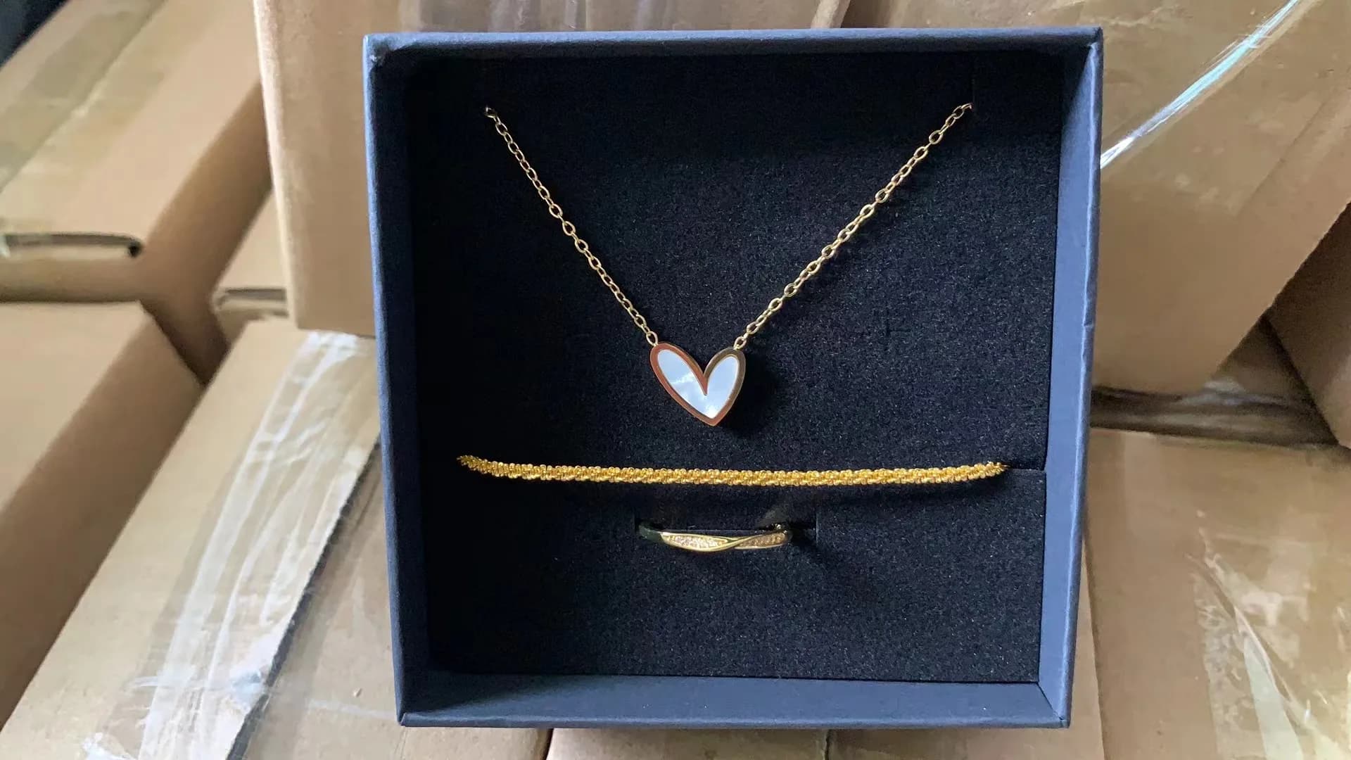 3PCS Adjustable Gold Jewelry Set, Including an Adjustable Trio with Pure Gold Like Texture: Necklace + Bracelet + Ring, Beautiful and Elegan