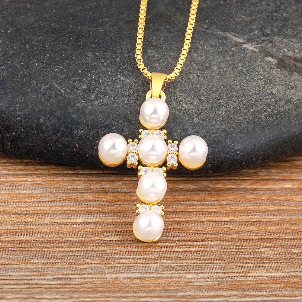 AIBEF Ciondolo di perle a forma di croce religiosa da donna Rame Zircone Collana color oro Gioielli Accessori di preghiera squisiti Regalo di lusso