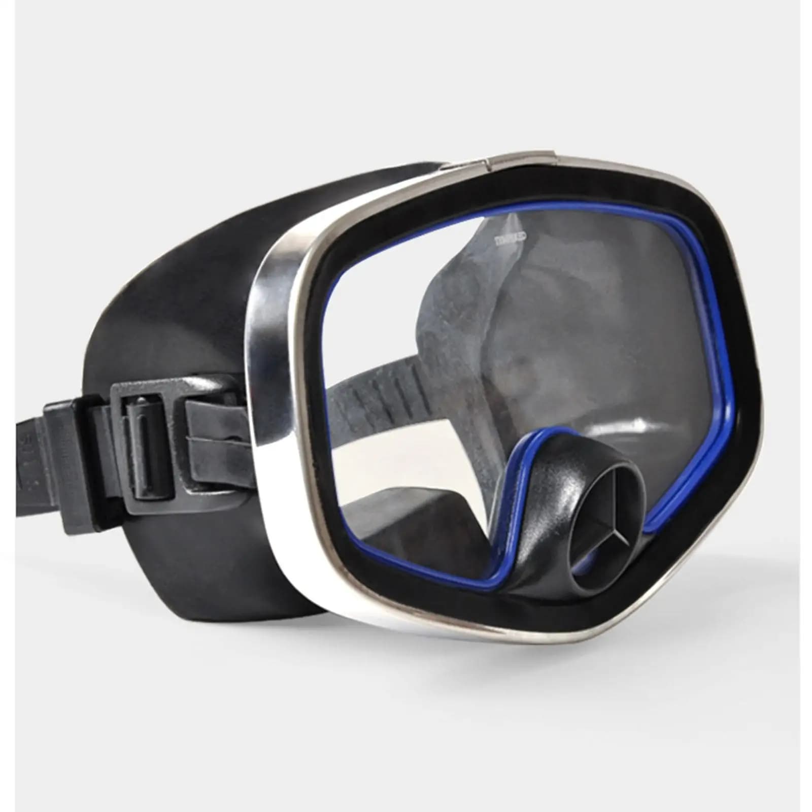 Scuba diving mask for adults Snorkeling glasses Ergonomic design with tempered glass for a comfortable underwater tool