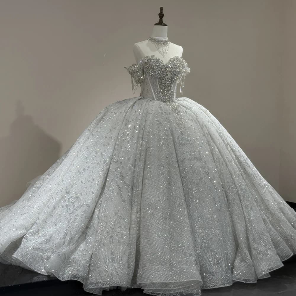 Abito da sposa 2026 con scollo a cuore e spalle scoperte, personalizzabile, con lacci sul retro e cristalli, per la sposa