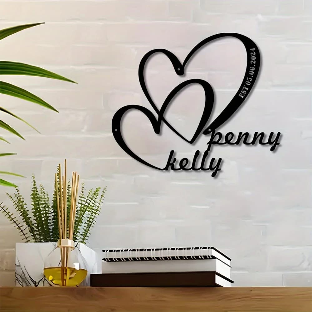 Targa Decorativa Personalizzata a Forma di Cuore in Metallo con Nomi e Date, Regalo per Anniversario di Matrimonio o San Valentino, Insegna d'Amore per Interni ed Esterni