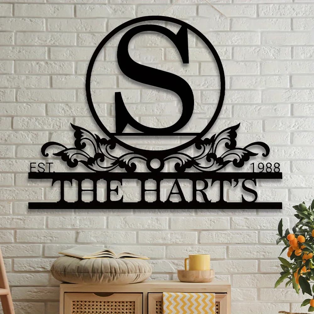 Insegna in Metallo Personalizzata Stile Vigna con Nome, Ideale per Decorazioni di Porte di Casa/Pareti di Stanze, Cortili Esterni e Ornamenti Decorativi Multifunzionali