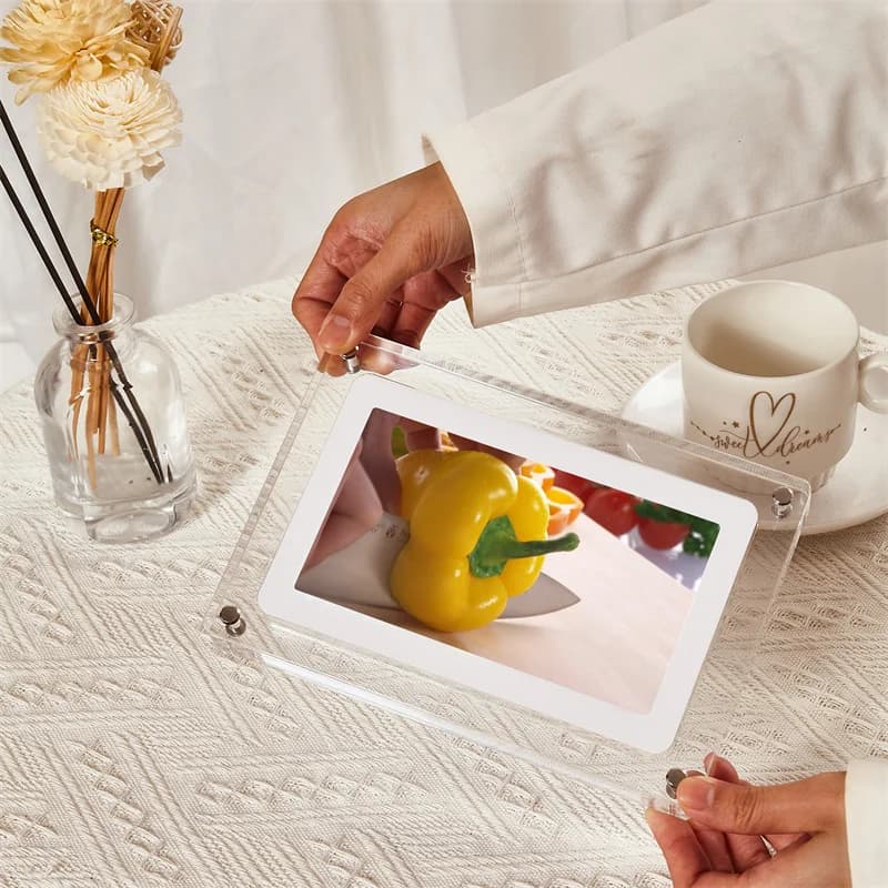 Wholesale 7 inches acrylic digital video photo frame with removable stander 8GB memory IPS screen 1500mah chargeable battery