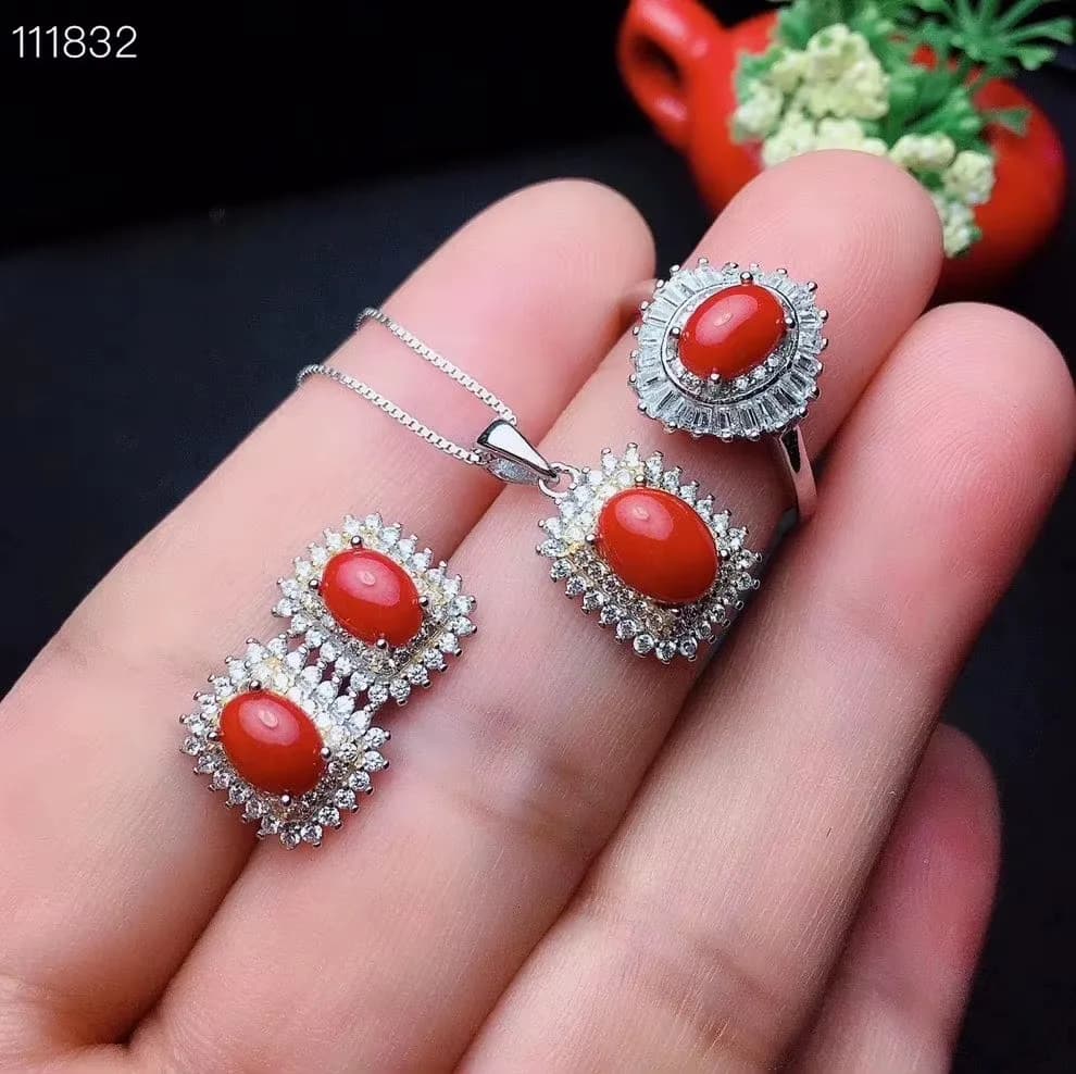 KJJEAXCMY Set di gioielli per ragazze, quadrato naturale, corallo rosso, collana con pietre preziose, anello pendente, orecchini, platino placcato argento puro 925
