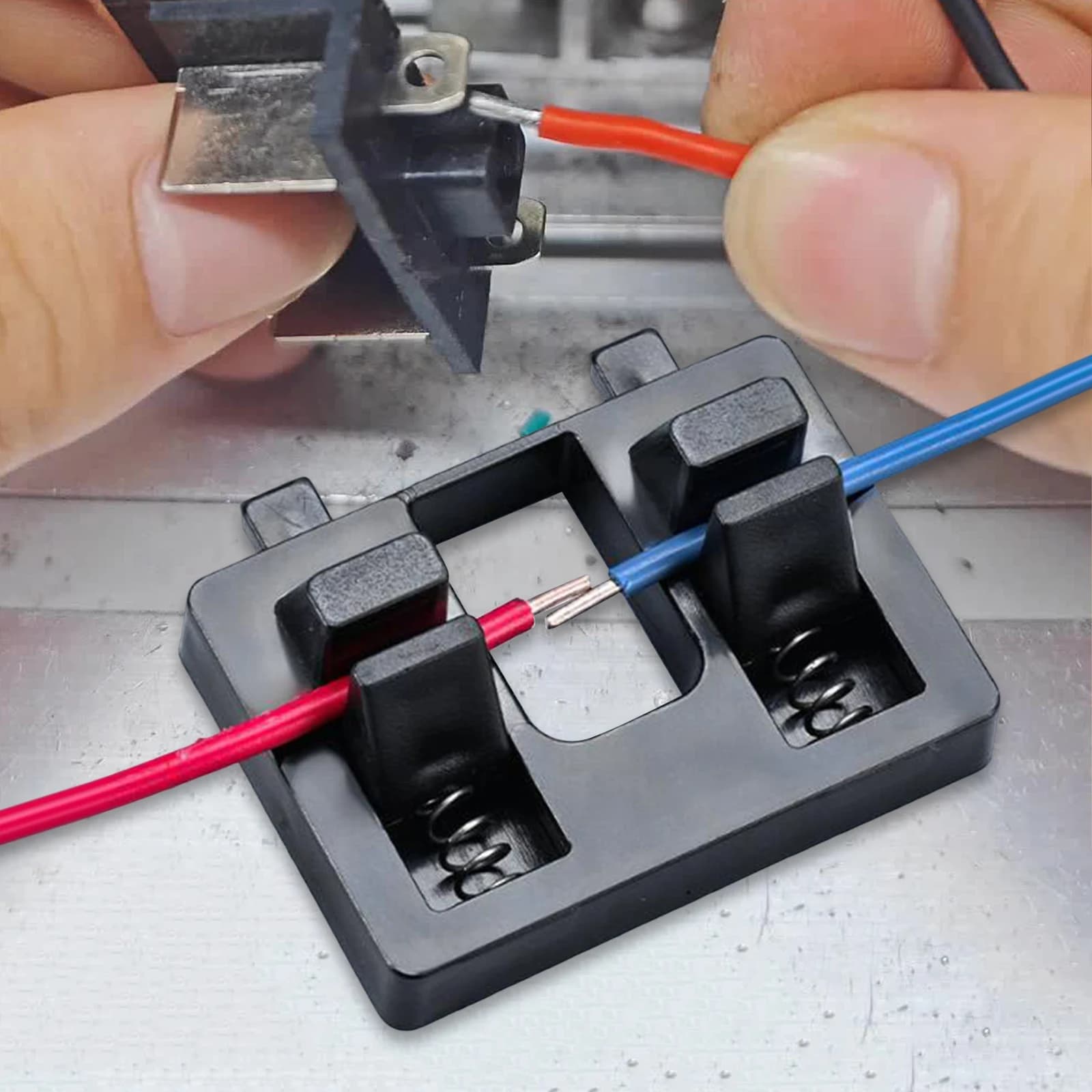 Electric Wire Welding Fixture Soldering Wire Holder Stand Circuit Repair Rack with adjustable clamps for Electrical Work Cable