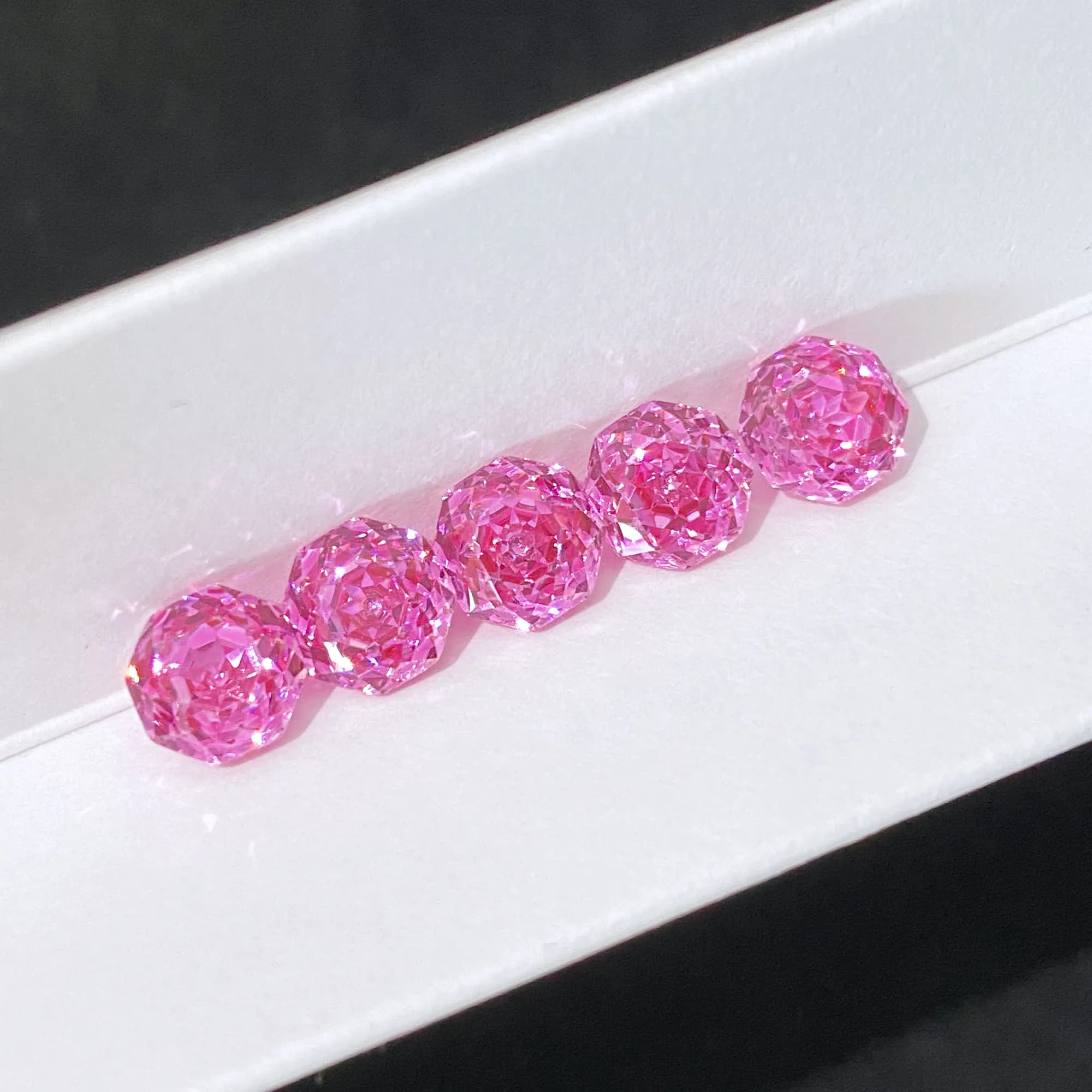 Mojito speciale con fragola e taglio rosa ottagonale con zirconi all'ingrosso e al dettaglio per materiali principali dell'orecchino della collana dell'anello fai da te