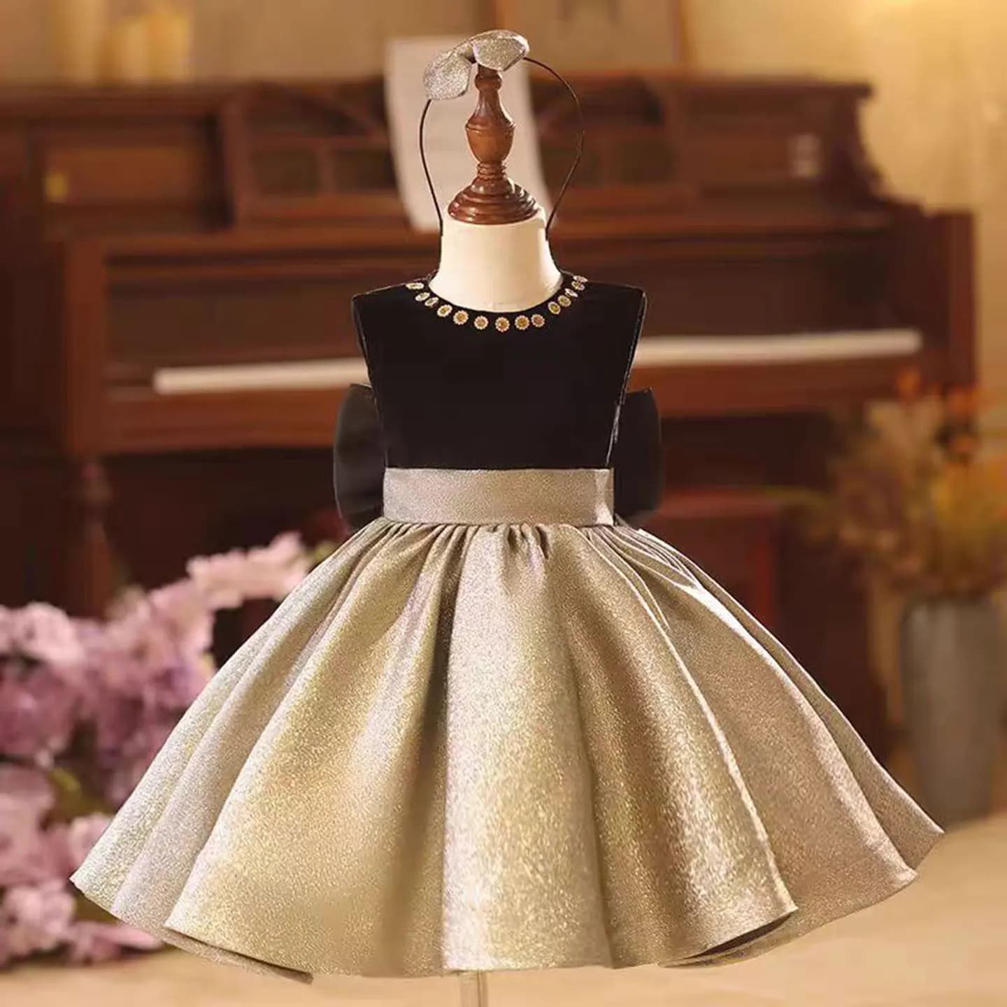 Dreamy Vow J858 Luxury Shiny Gold O-Neck A-Line Flower Girl Dresses With Bow Sleeveless Wedding Pageant Party Princess Prom Gown