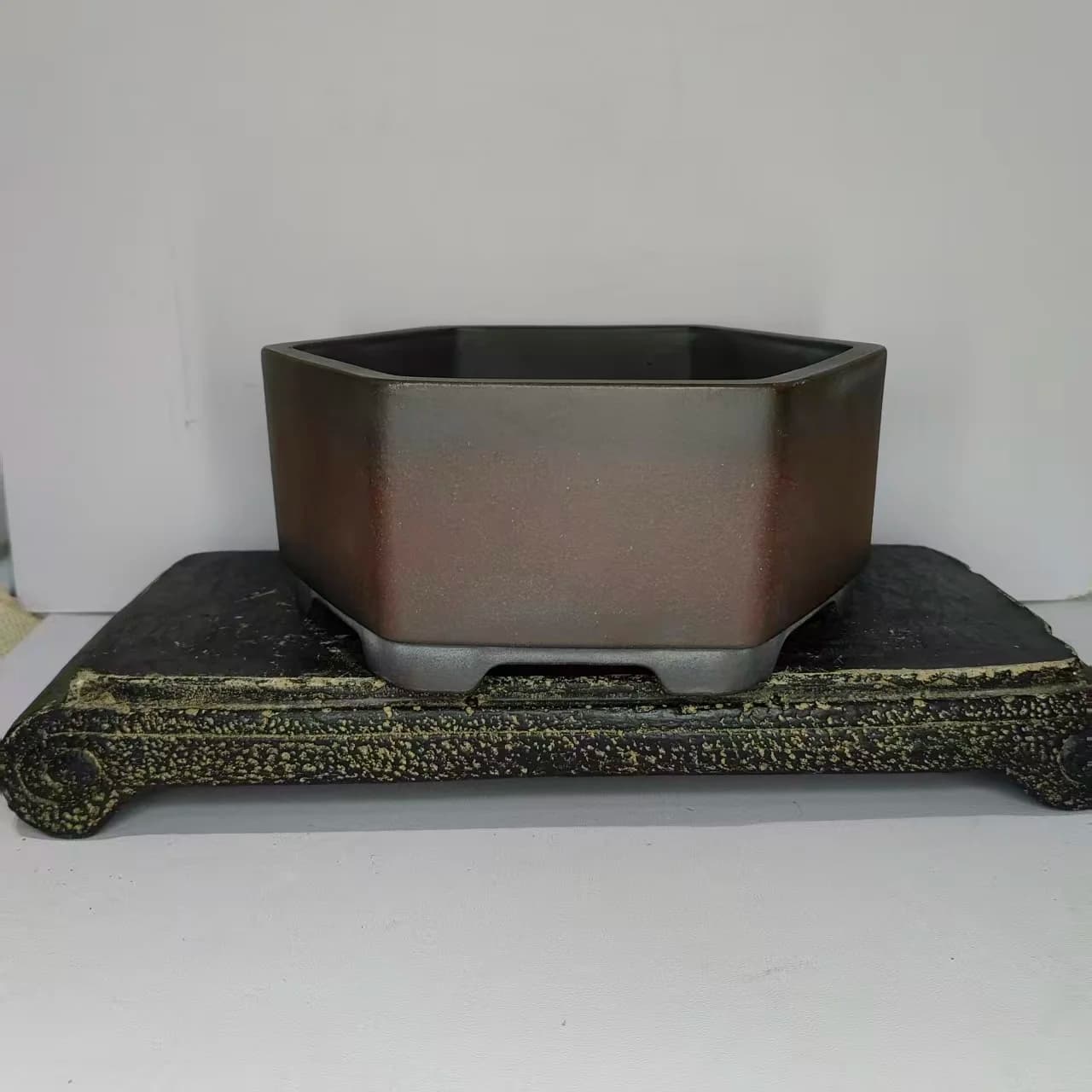 Hot sale high quality antique finish Hexagonal Shaped Unglazed Yixing Bonsai Pot