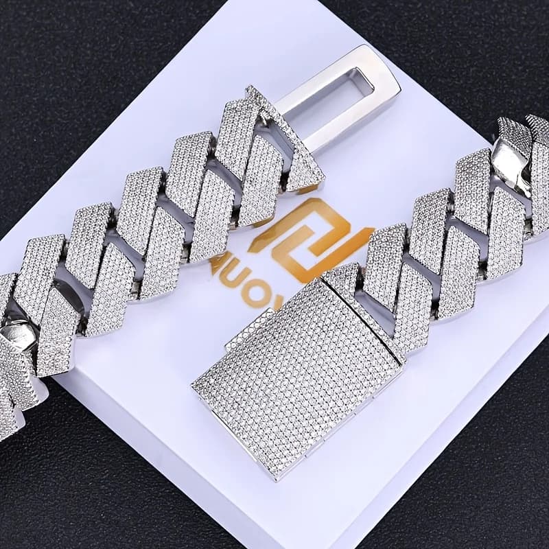 Collana Hip Hop con Catena Cubana in Moissanite da 15mm, Gioiello Maschile di Alta Gamma, Adatta per la Moda di Strada