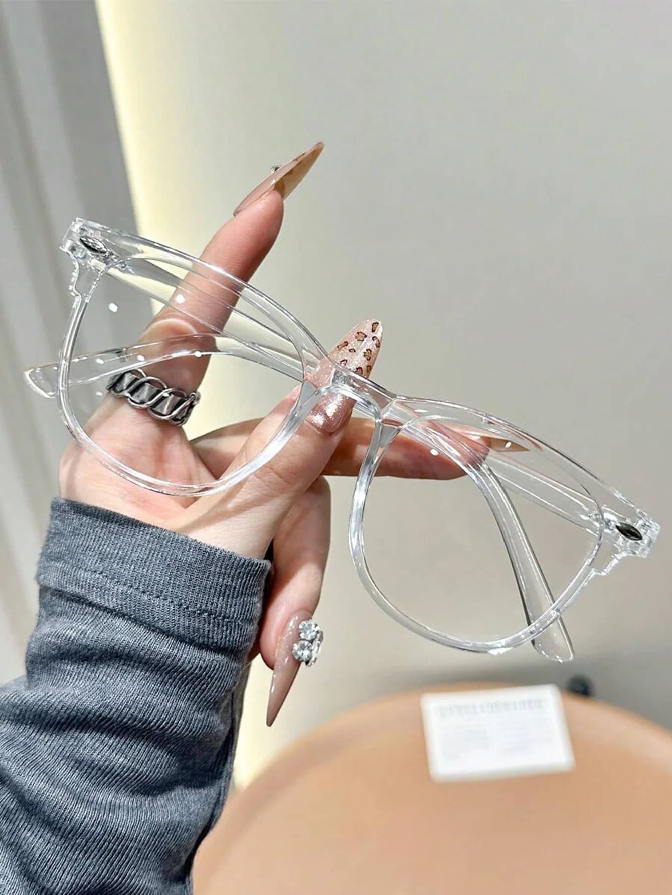 Occhiali da Vista Quadrati Trasparenti alla Moda, Montatura Leggera Anti Luce Blu, Montature Ottiche per Uso Quotidiano per Donne e Uomini