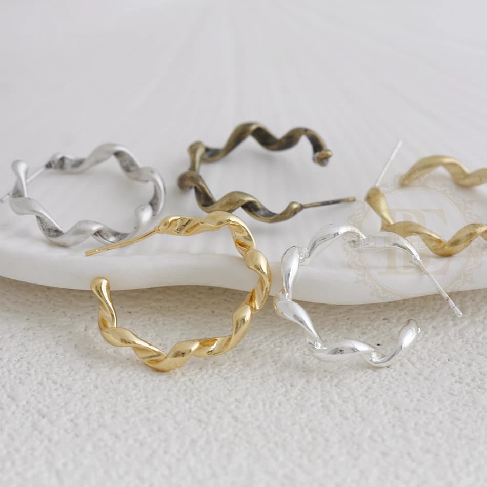 Fornitura fai-da-te-2 pezzi per orecchini in ottone massiccio con perno in argento sterling - Anello 24,4x4,6 mm (4921C-11)