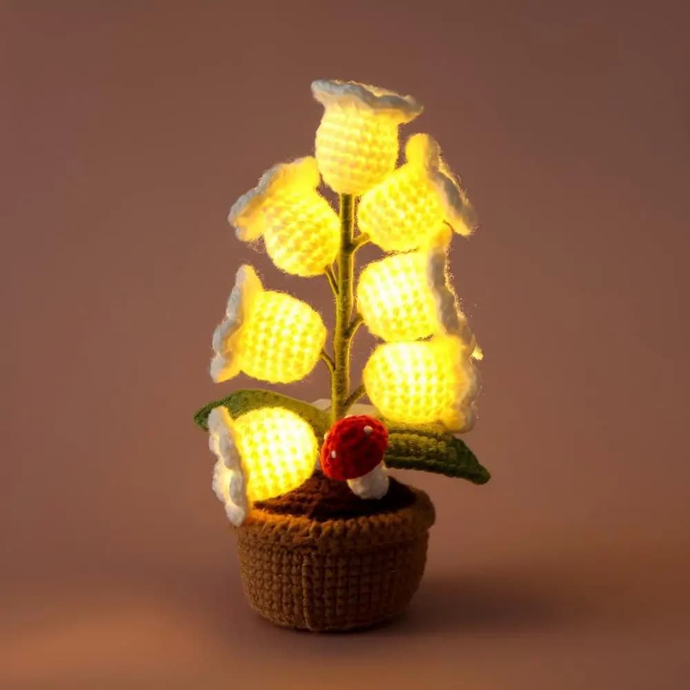 Giglio della valle lavorato a maglia con luce a LED, fiore artificiale all'uncinetto con vaso, per la decorazione domestica di compleanno femminile per la festa della mamma