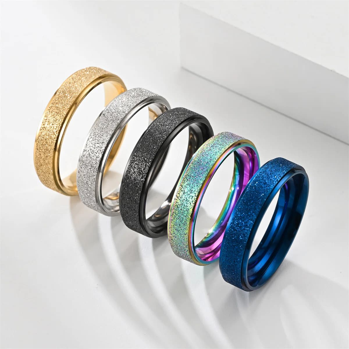 Anello spinner per alleviare l'ansia da 6 mm per donna e uomo Anello Fidget in acciaio inossidabile con finitura glitterata color oro