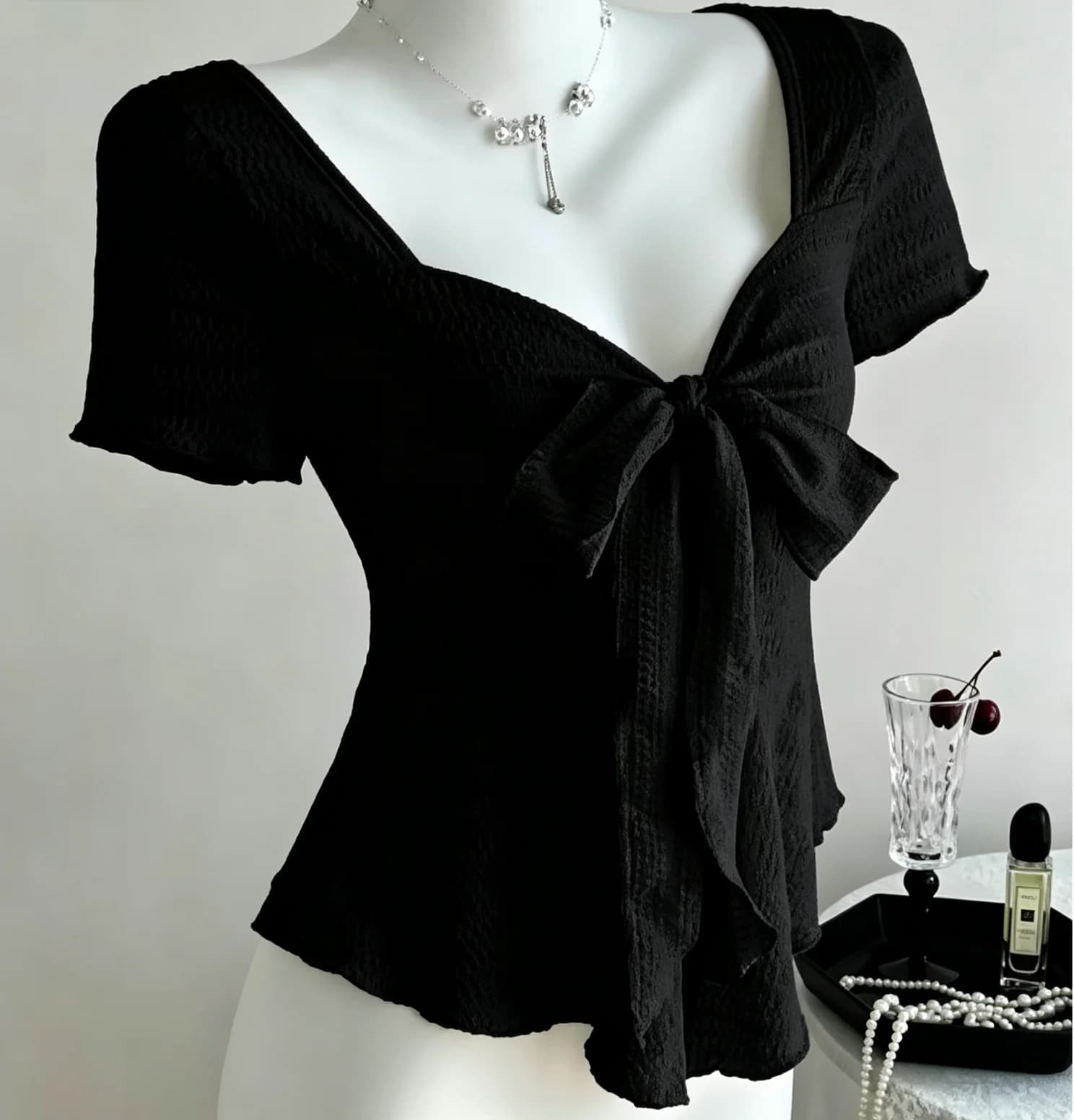 Women's Sweetheart V-Neck Short Sleeve Blouse Front Big Bow Tie Ruched Textured Slim Fitted Peplum Crop Top for Casual Occasions