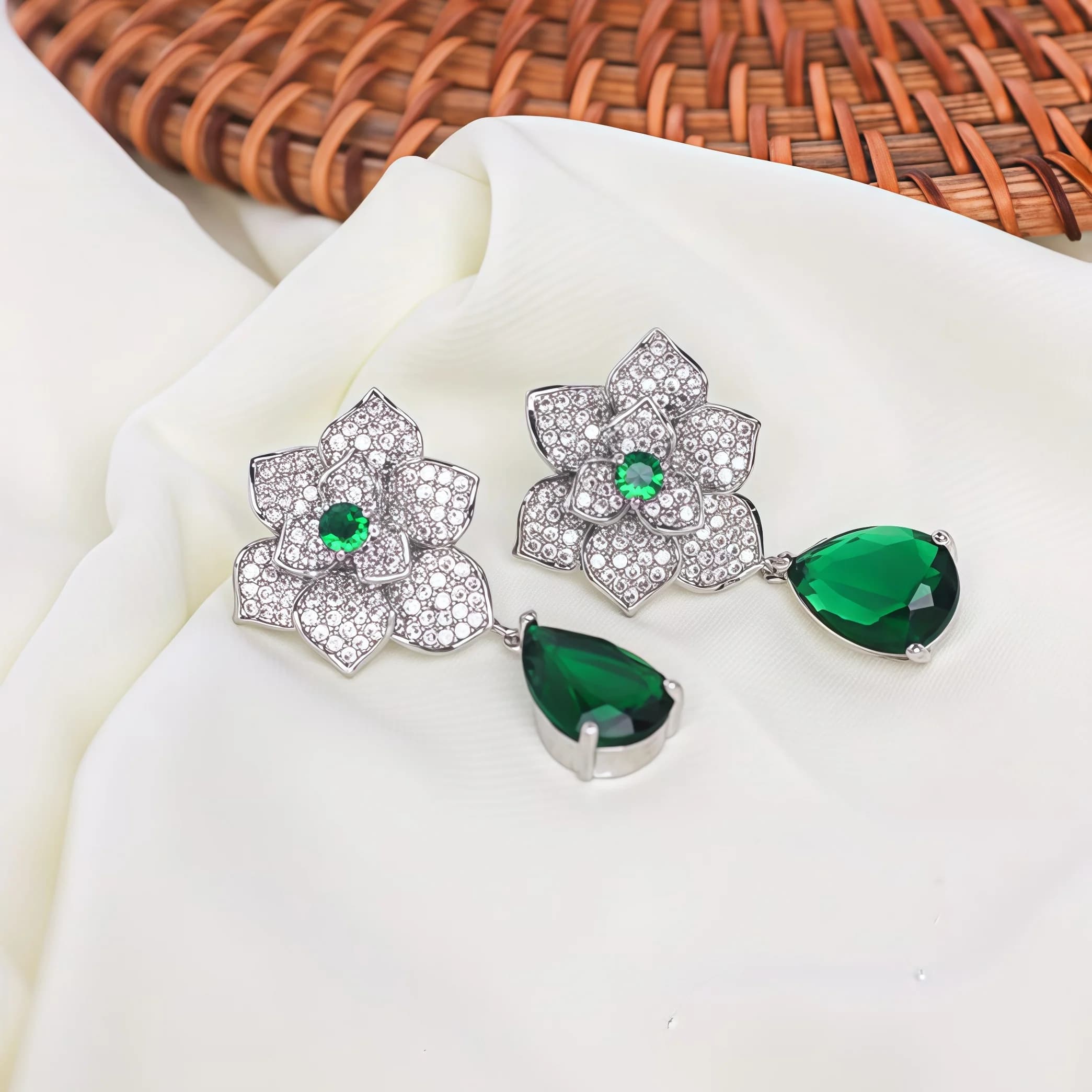 Butterfly Bowknot Wedding Long Earring Exquisite Dubai Party Jewelry