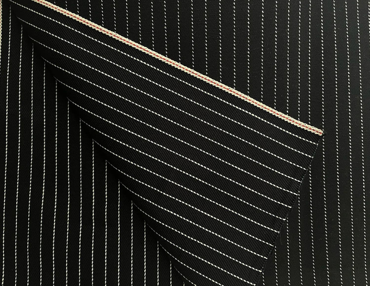 Tessuto Denim Selvedge Wabash Indigo x Nero Rosso da 12.6oz all'ingrosso, a righe, per Jeans, per Produttori, al Metro W24192