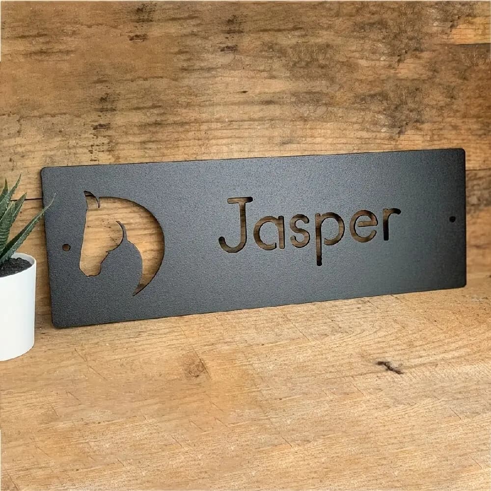 Teaches from Custom Metal Walls, Fit for Stalls and Equine Breeds with Custom Horse Design