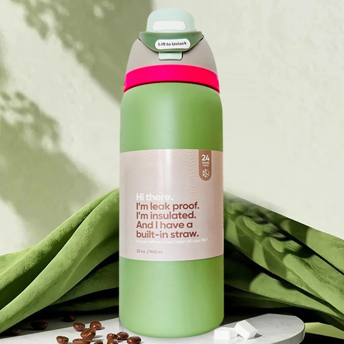 Bottiglia d'acqua verde avocado owalaa, 32 once, 945 ml, mantiene il calore per oltre 24 ore.