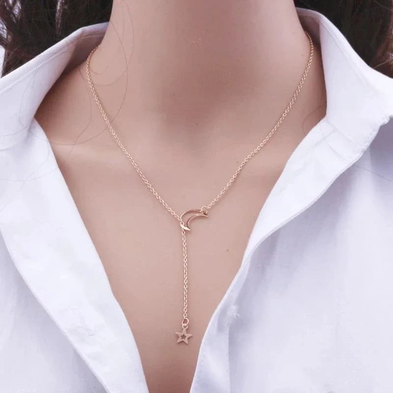 New Arrival Gold Alloy Star Moon Charm Choker Necklace Ladies Simple Clavicle Chain Jewelry for Daily Dating Party Outfits