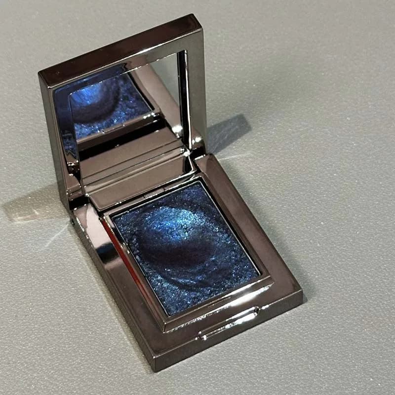 HERORANGE Single Eyeshadow Palette Chameleon Powder Velvet Finish Smooth Fit Glitter Pigment Daily Cosmetics Compact Single Pack