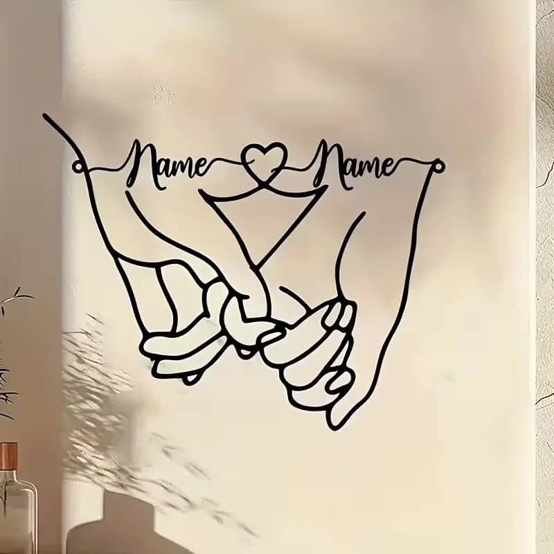 Scultura da Parete in Metallo Personalizzata, Nome e Motivo a Cuore - Design Amore Mano nella Mano, Decorazione da Parete per Camera da Letto, Matrimonio