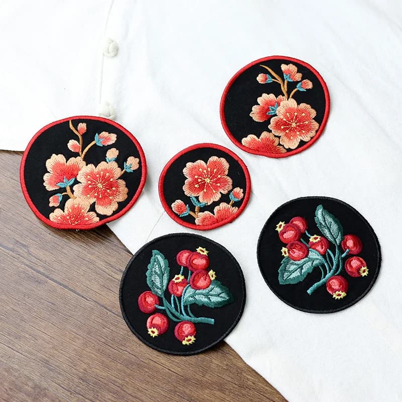 Fashion round flowers embroidered Patches for Clothing sew on Embroidery backpack Clothing Applique Decoration Badge