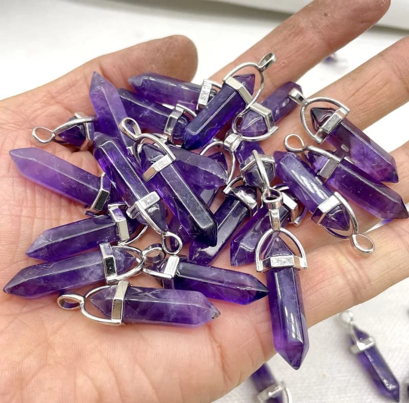 Pietra preziosa naturale Cristallo di quarzo Ametista Turchese Pendolo esagonale Reiki Pendenti con ciondoli Gioielli fai da te Creazione di collane 24 pezzi