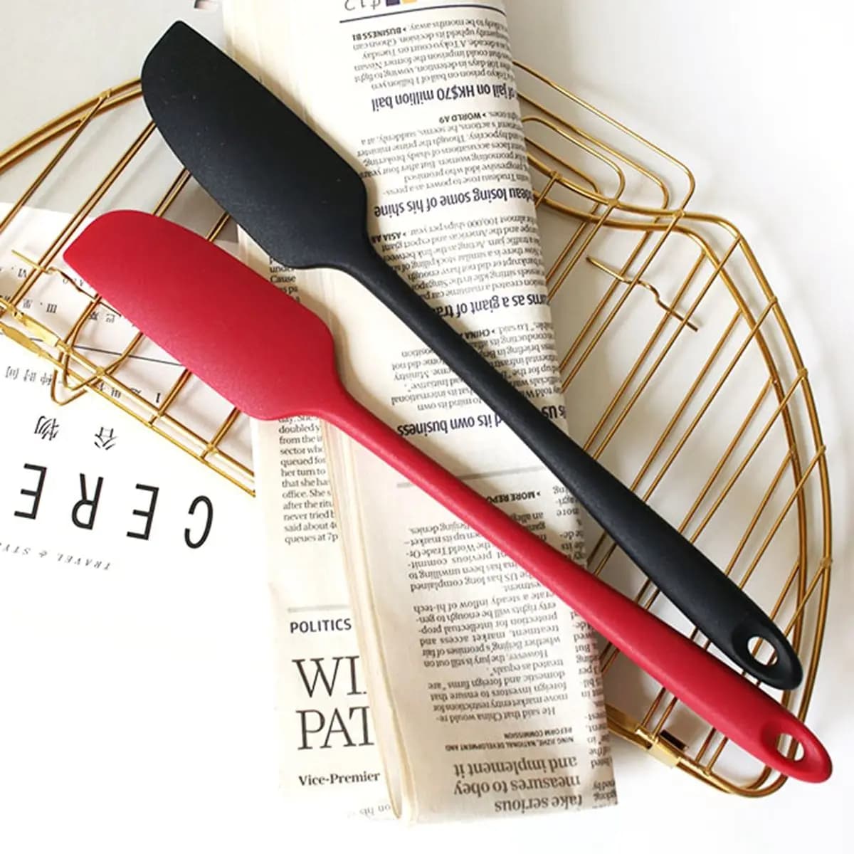 Long Handle Silicone Spatula Flexible Heat Resistant Non-stick Spatula Thin Cake Mixer Scratch Mixer Pot Blender Cooking Tool
