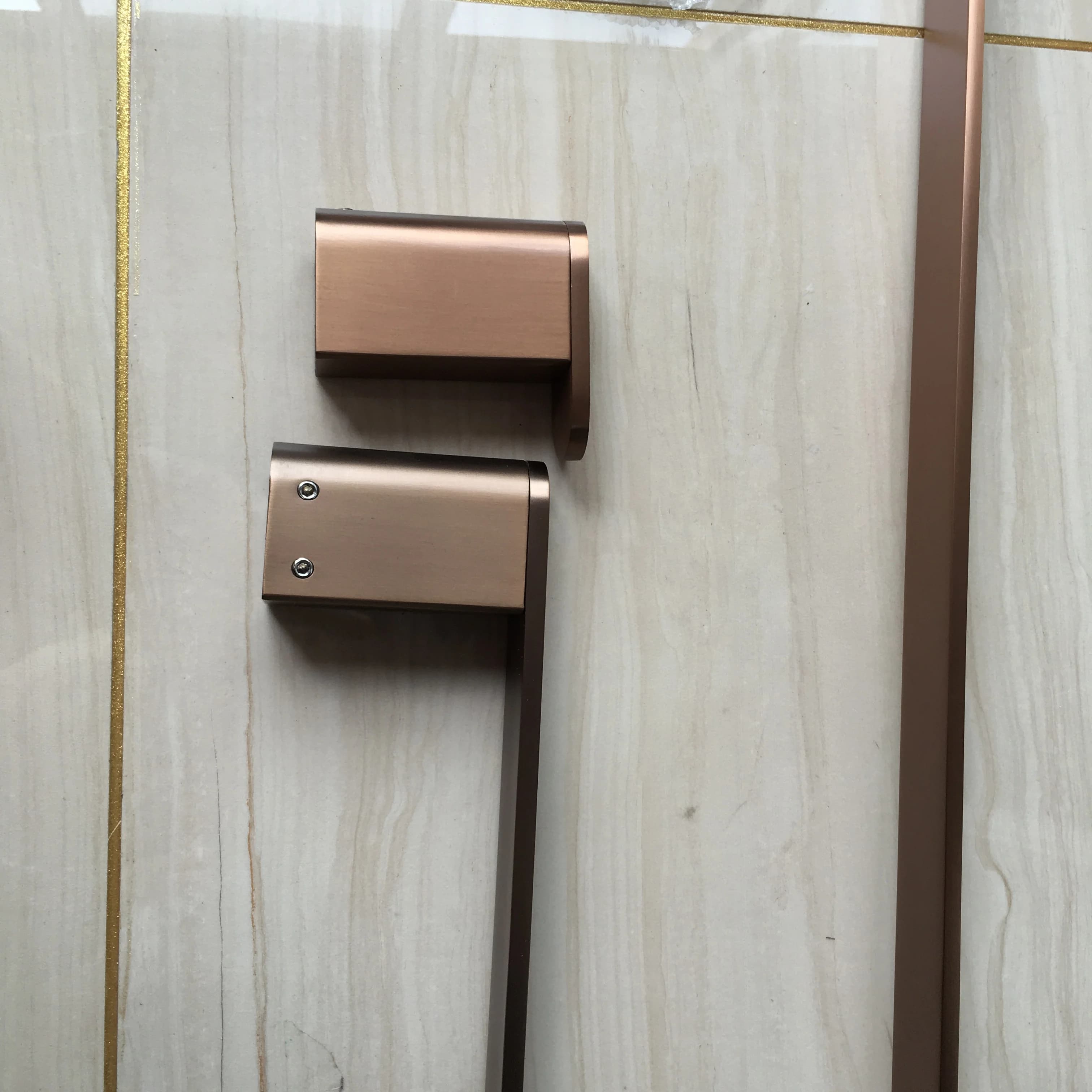 Set di accessori per il bagno in oro rosa spazzolato Solido portasciugamani in acciaio inossidabile 304 Mensola porta carta portasciugamani Accessori per il bagno