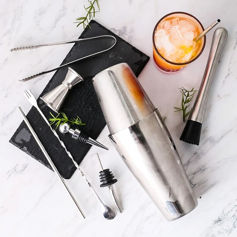 Set da Bar per Cocktail con Shaker in Acciaio Inox Placcato Rame, Supporto in Plastica e Legno, Kit Professionale per Barman