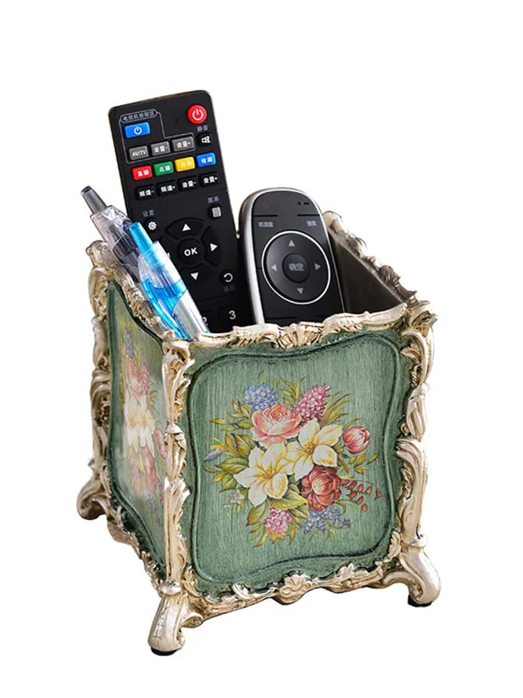 Box holders and pen holders for tricks, creative Nordic style, fashion gift, American high-end office furniture