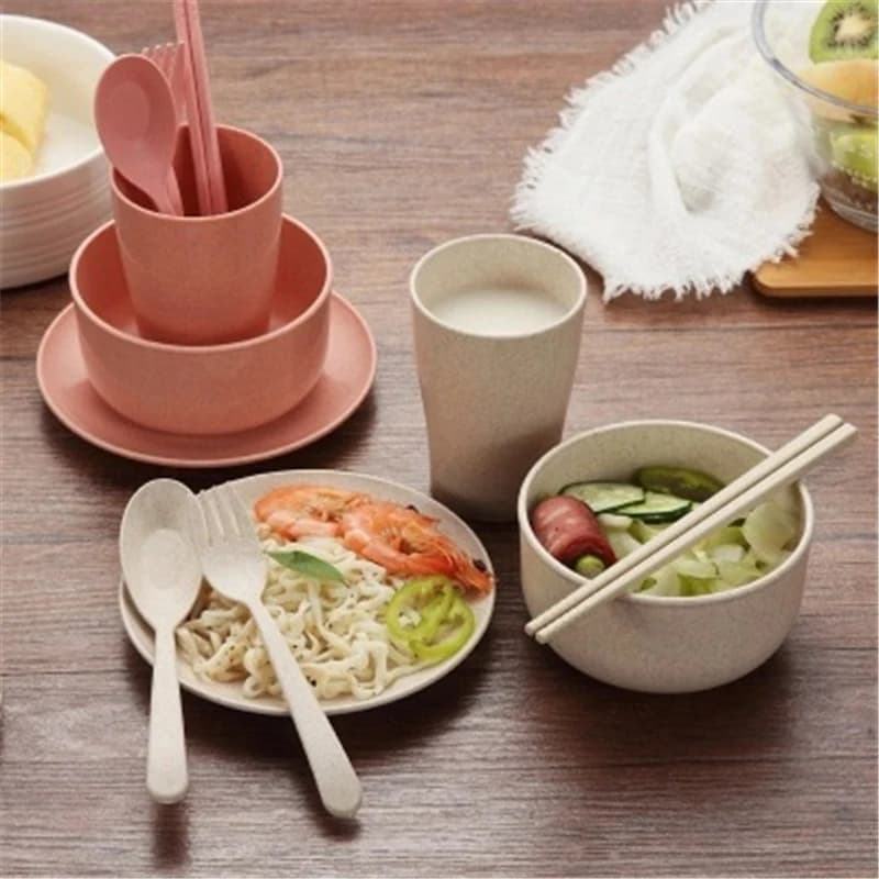 Set di Stoviglie Portatile e Riutilizzabile per Casa, Cucchiaio, Forchetta, Tazza, Ciotola per Insalata e Zuppa, Piatto in Paglia di Grano per Bambini e Adulti