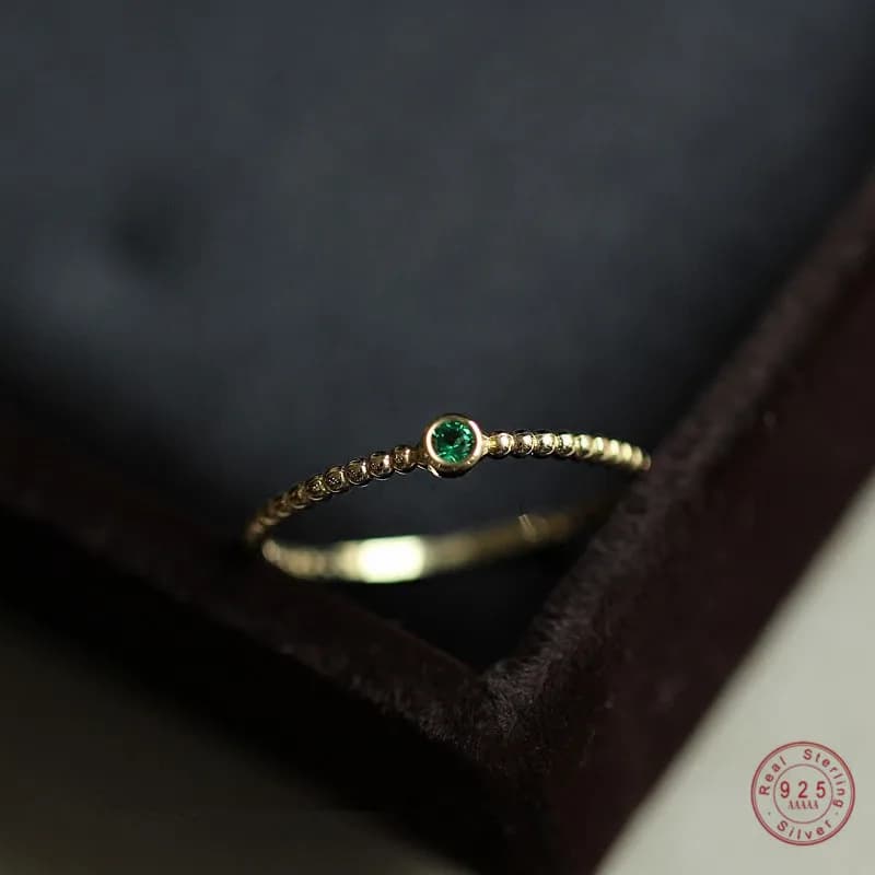 Anello con smeraldo vintage in argento sterling 925 da donna, leggero, di lusso, moda, matrimonio, fidanzamento, gioielli di fascia alta, regalo per fidanzata