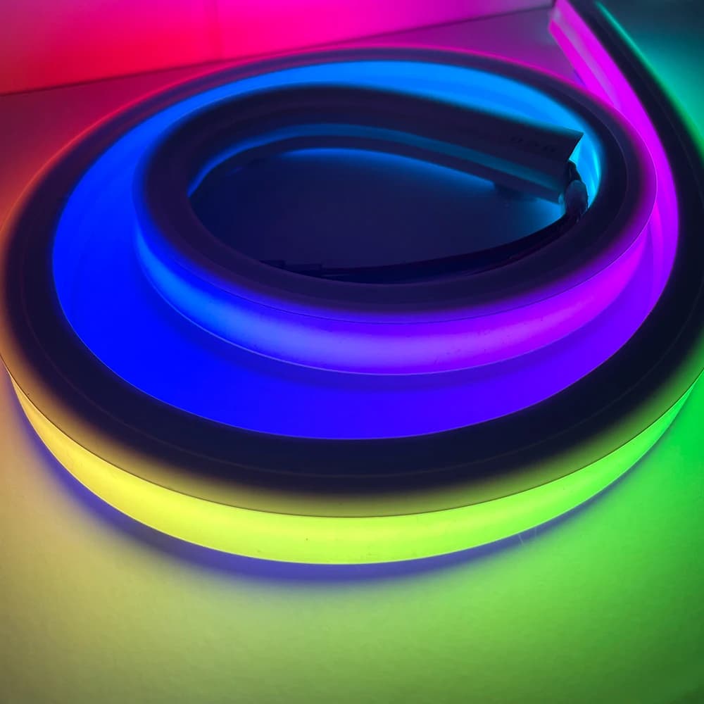 DC5V/12V WS2812B WS2813 WS2815 SK9822 RGB pixel indirizzabili indipendenti intelligenti tubo di corda di Gel di silice Led striscia di illuminazione al Neon