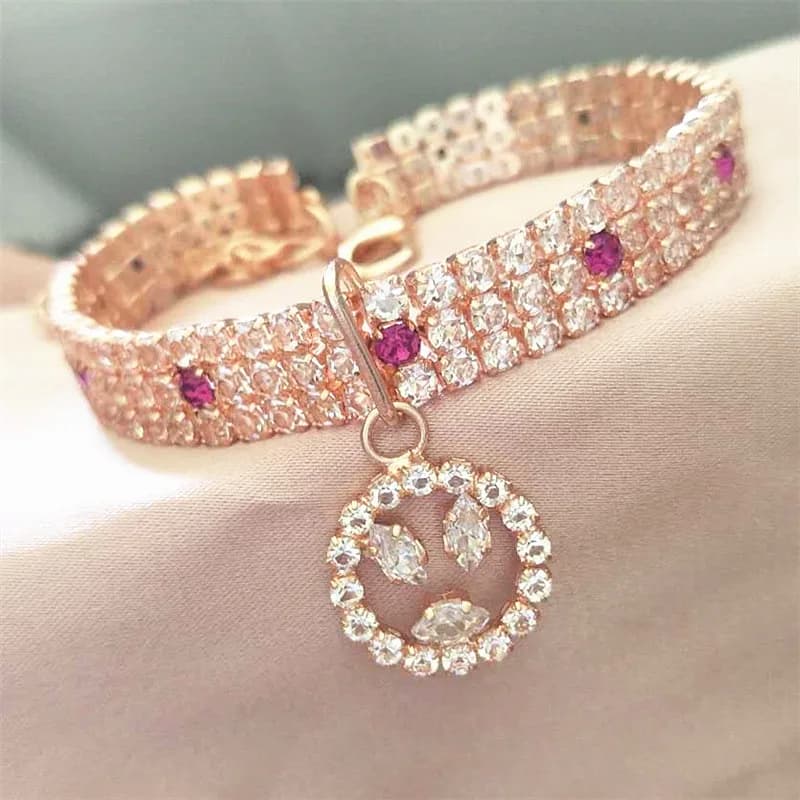 Squisito collare per cani in cristallo Bling simpatico ciondolo forma diamante cucciolo animale domestico lucido strass collana collare accessori per cani