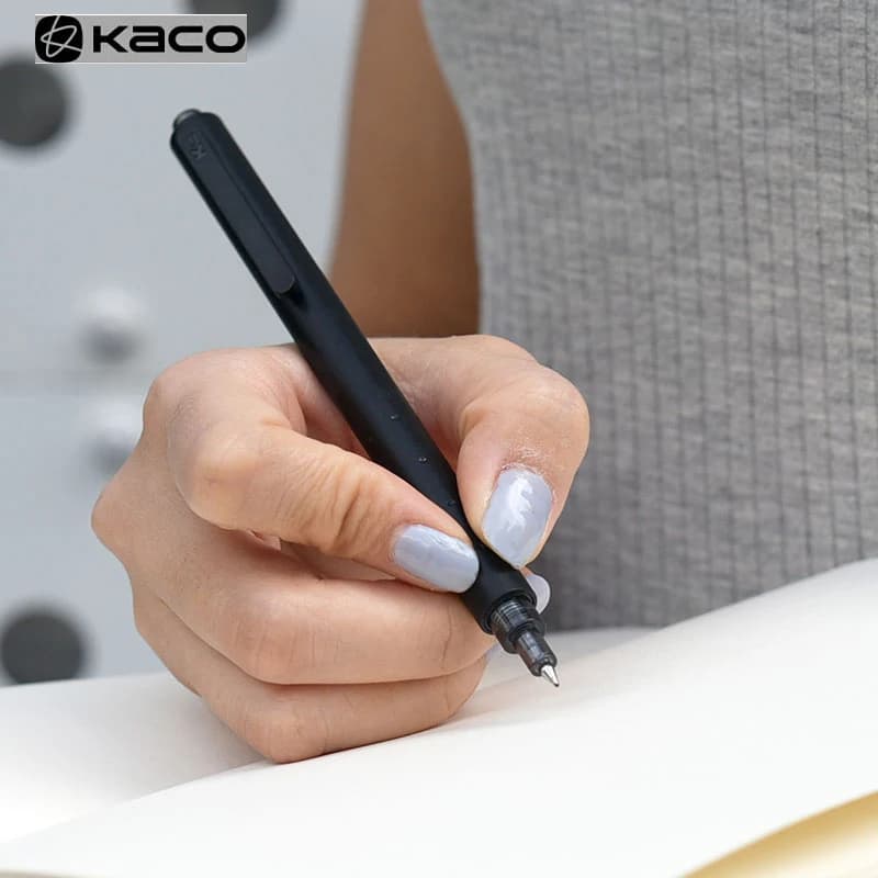 KACOGREEN RAZZO Semplice Bianco Nero Corpo Della Penna Penne Gel 0.5 millimetri di Clip Fast Dry Segno di Penna Gel-ink Cancelleria penna A Inchiostro nero 1PCS
