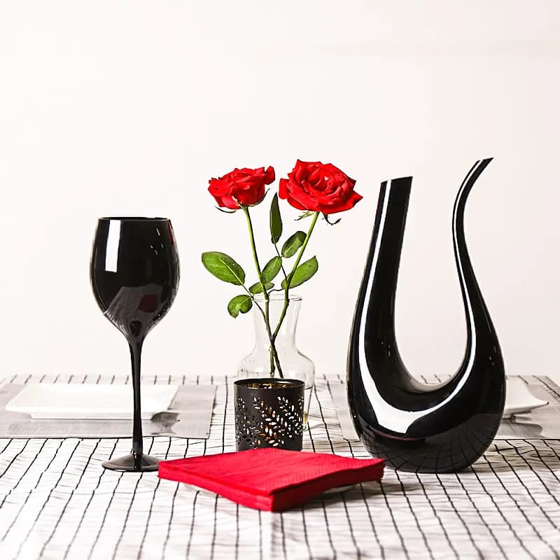 Decanter per vino nero di Parigi, tazza di vino, tazza a U, vino con arpa, cieco, giudizio di Parigi
