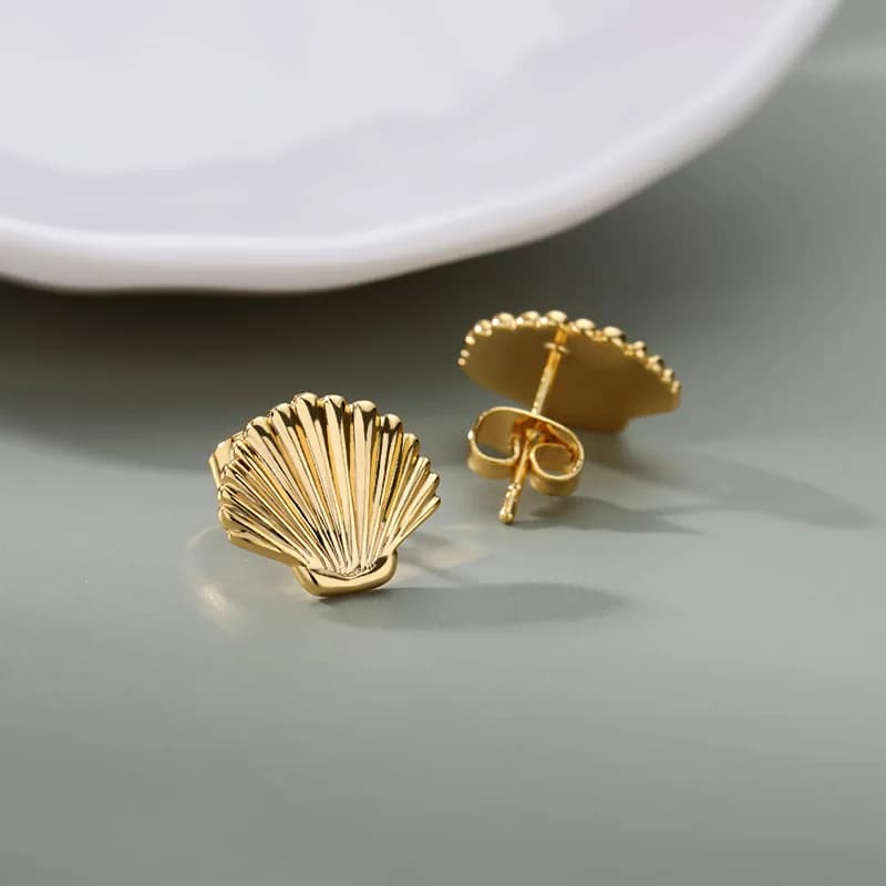 Minimalist Shell Earrings for Women Girls Fashion Korean Stainless Steel Shell Earrings Beauty Jewelry Gift for Weddings 2023