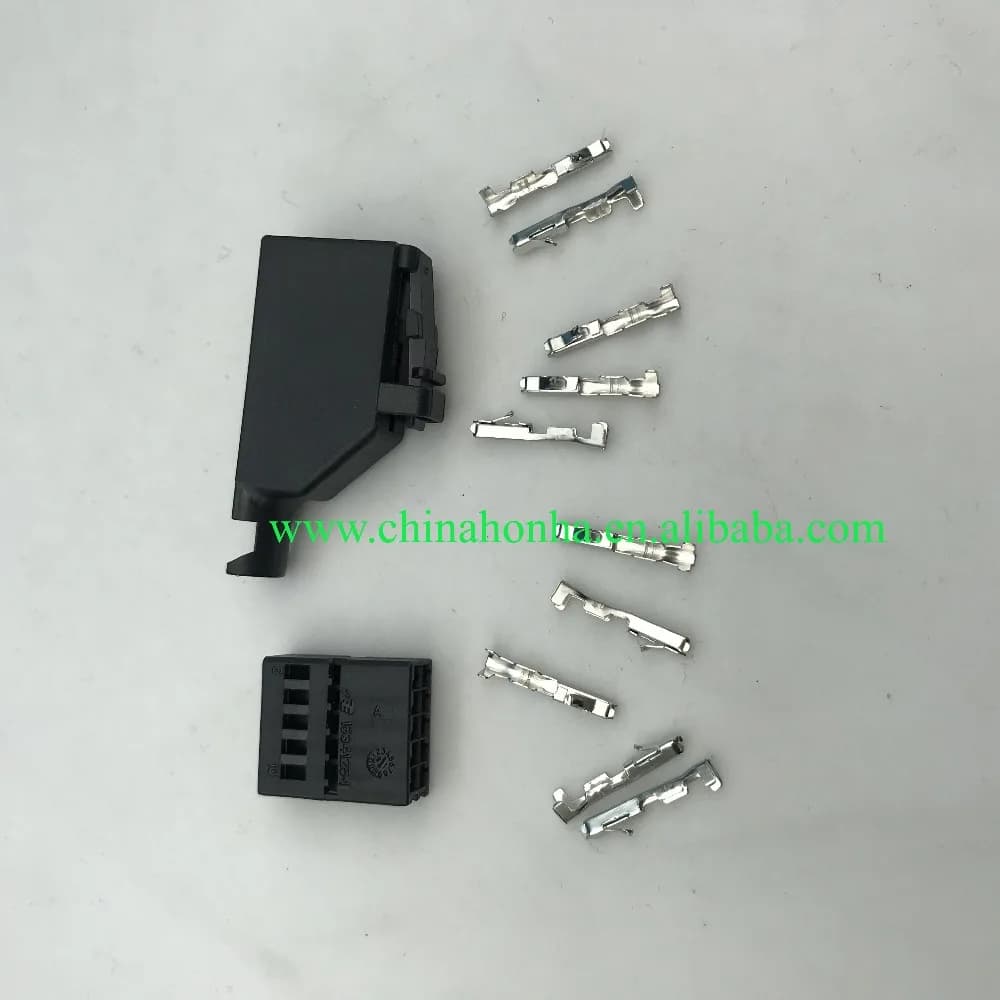 8E0971980 10 Spille Electric Automotive Connector for Automatic Cruise Switch for B6 A4 1.8T TYCO AMP