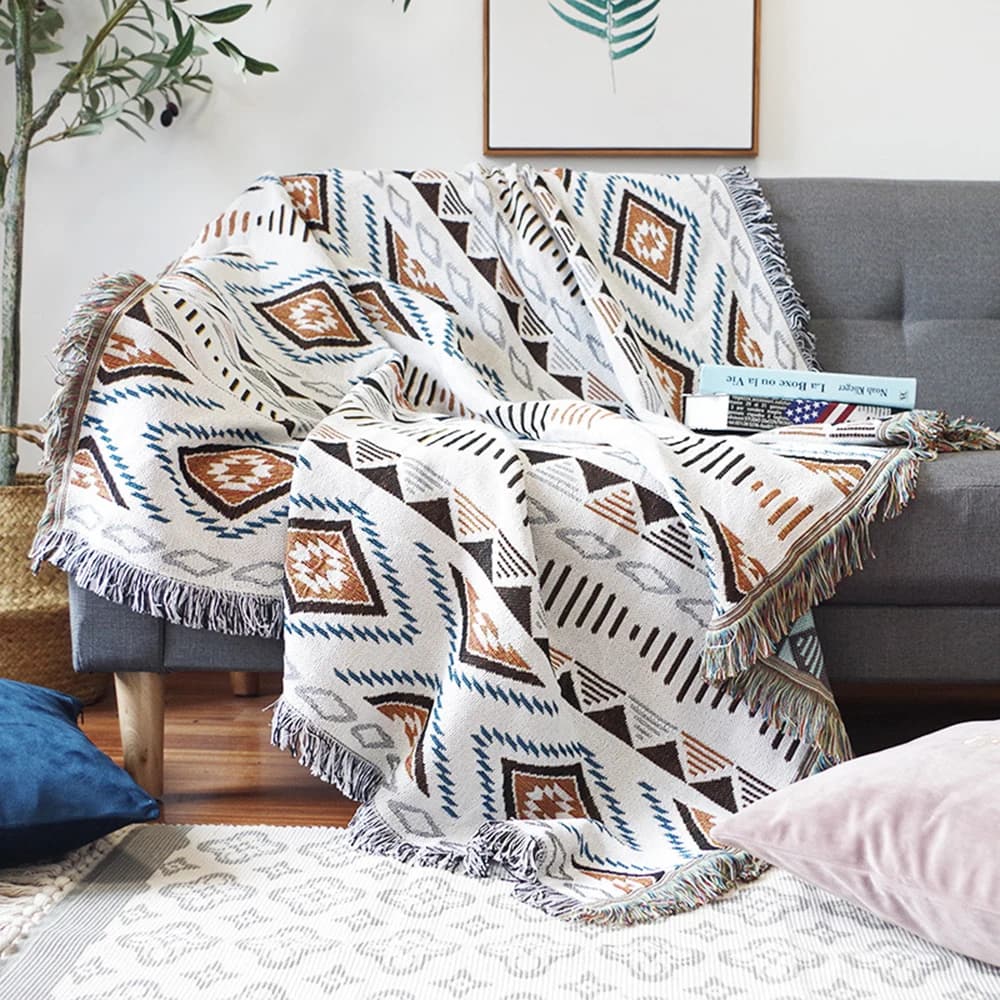Coperte scozzesi Asciugamano per divano nordico lavorato a maglia Copridivano Coperta completa Coperta da comodino per camera a righe per la decorazione domestica cobertor manta