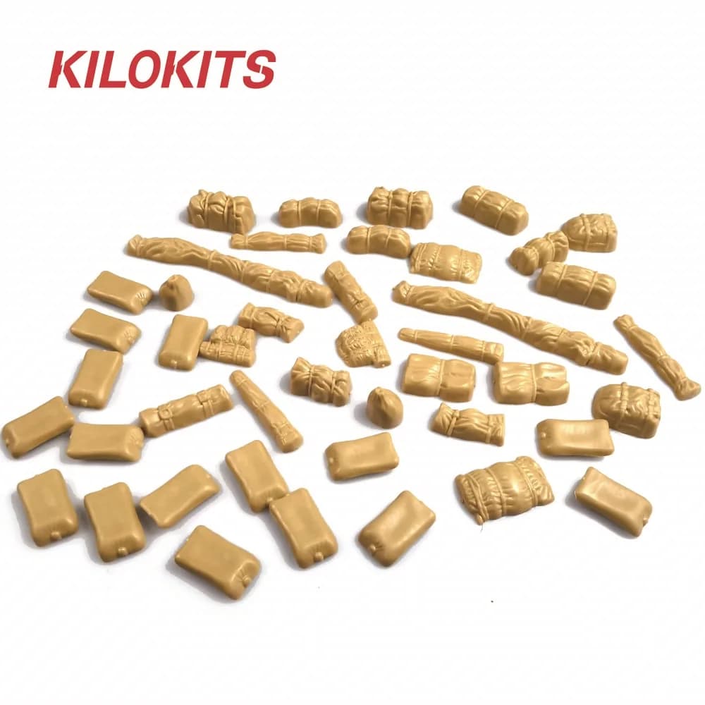 2 set 1/35 set of military bags in plastic bag folded sleeping bag non-painted sand bag DIY Diorama kit accessories for the construction of models