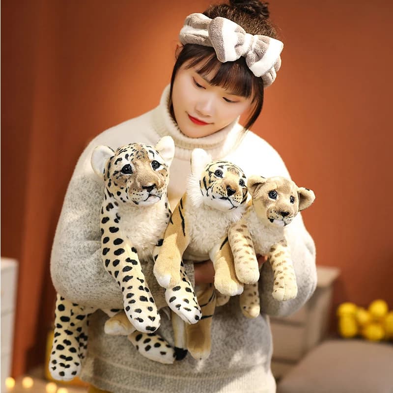 Animali di peluche morbidi realistici tigre sdraiata giocattoli di peluche simulazione catamount piccolo leone leopardo bambola ragazza carina regali per i bambini