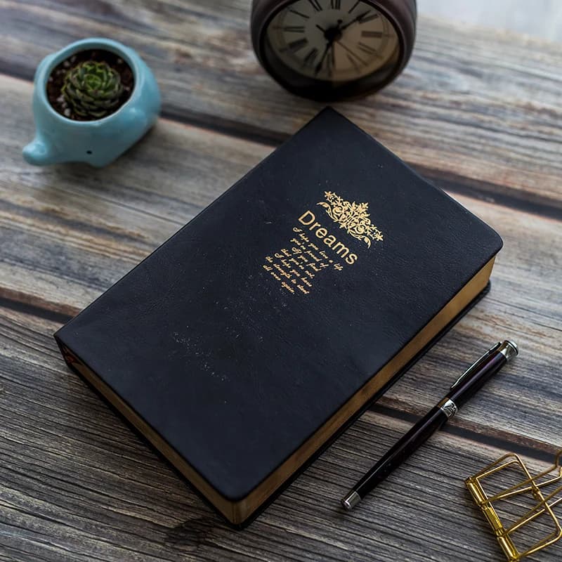 Retro Super Addensare 208 Fogli Notebook Vuoto Diario Bordo Dorato Vintage Bibbia Diario Ufficiale Planner Agenda Blocco Note di Cancelleria