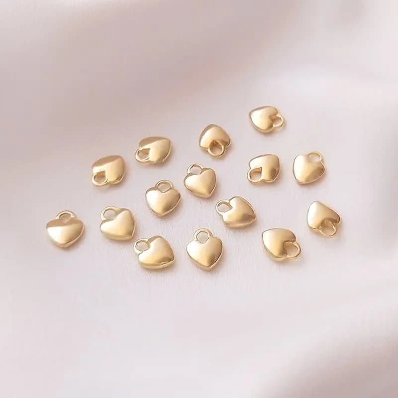 20 pz 5.6*6.8mm amore ciondolo braccialetto decorazione collana donna ciondoli placcati oro per gioielli che fanno accessori in ottone fai da te