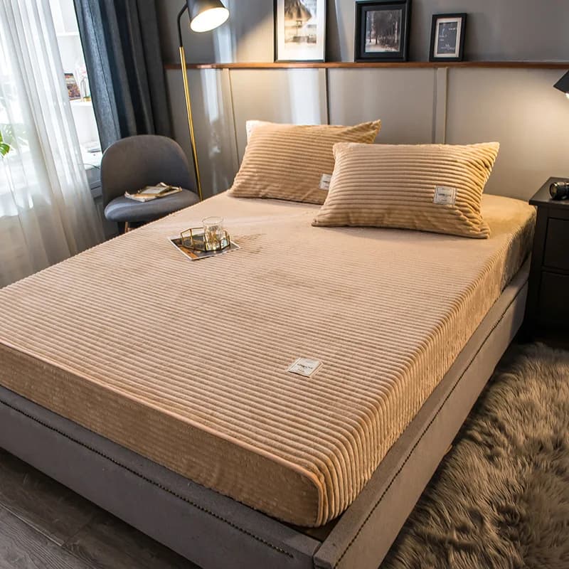 J silk solid color thickening flannel Set bed linen warm duvet velvet bed linen pillow pillowcase bed linen for the house