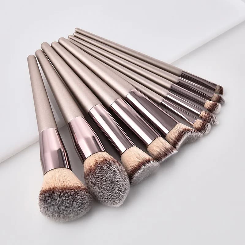 Set of hot champagne make-up brushes for women Cosmetic foundation powder Fard Ombretto Kabuki Blending Make Up Brush Beauty tools